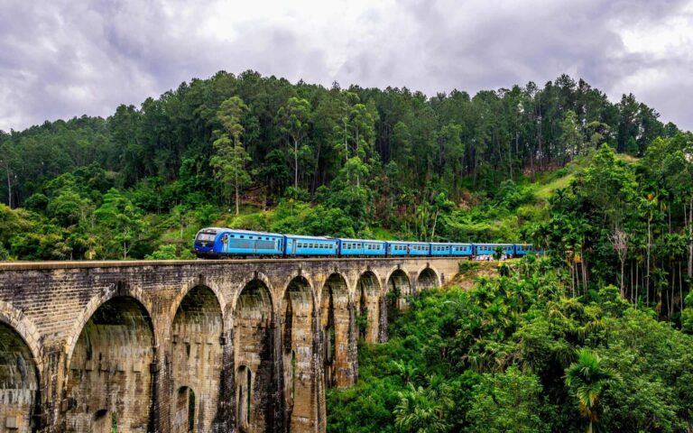 Sri Lanka itinerary - train crossing the Nine Arch Bridge in Ella